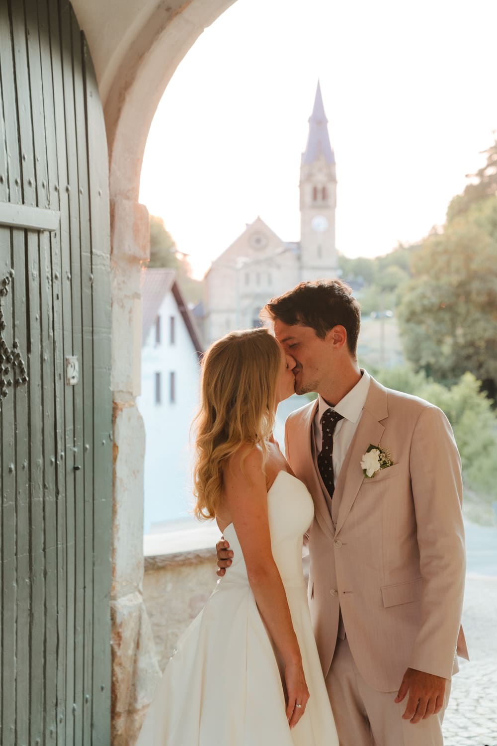 jagdschloss-karlsbrunn-hochzeitsreportage-lavie-enrose-lo